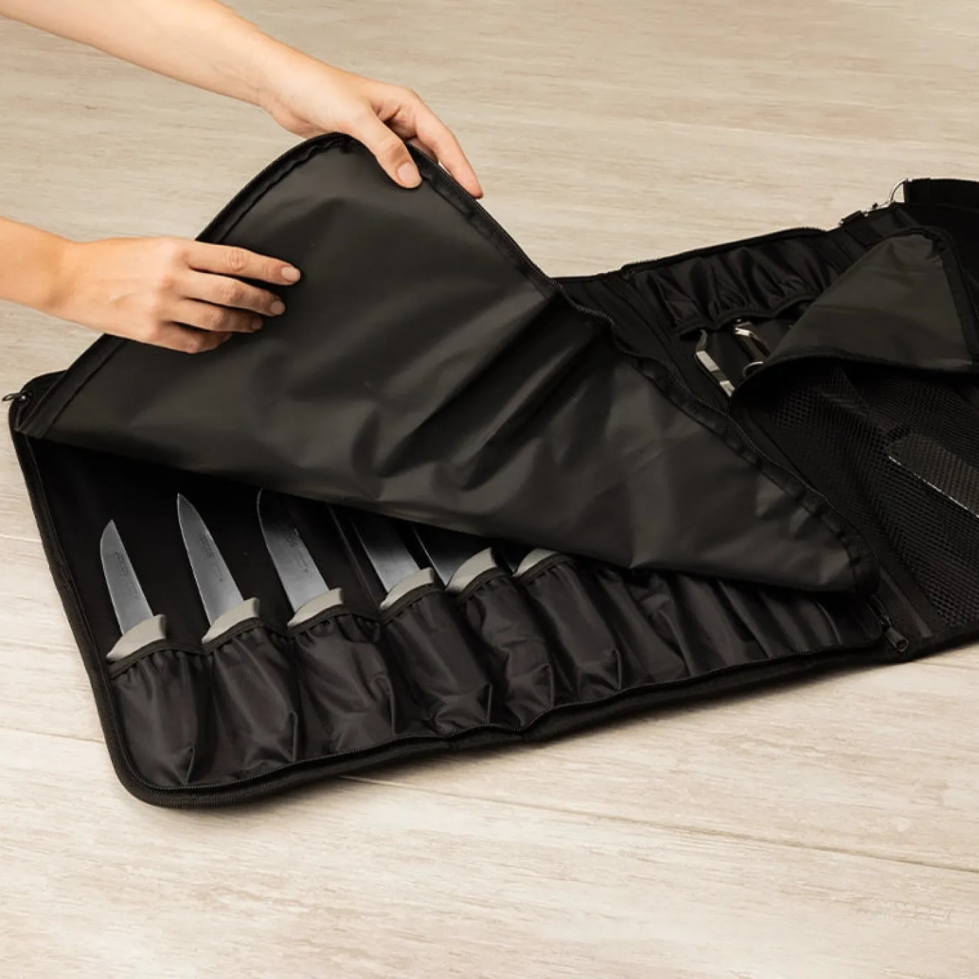 ARCOS Bolsas Para Cuchillos|Bolsa Cuchillos de 17 piezas 520 x 920 mm