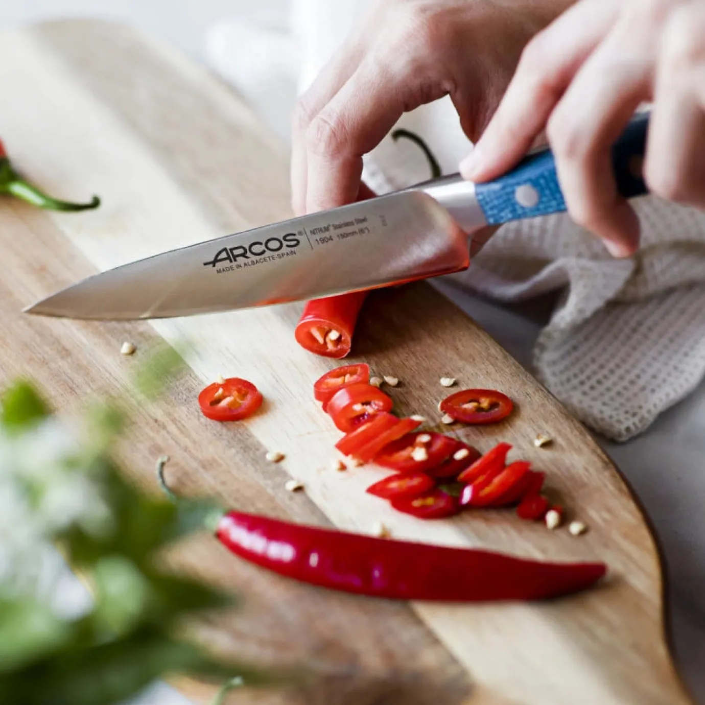 ARCOS Cocineros|Cuchillo Cocinero Serie Brooklyn 150 mm