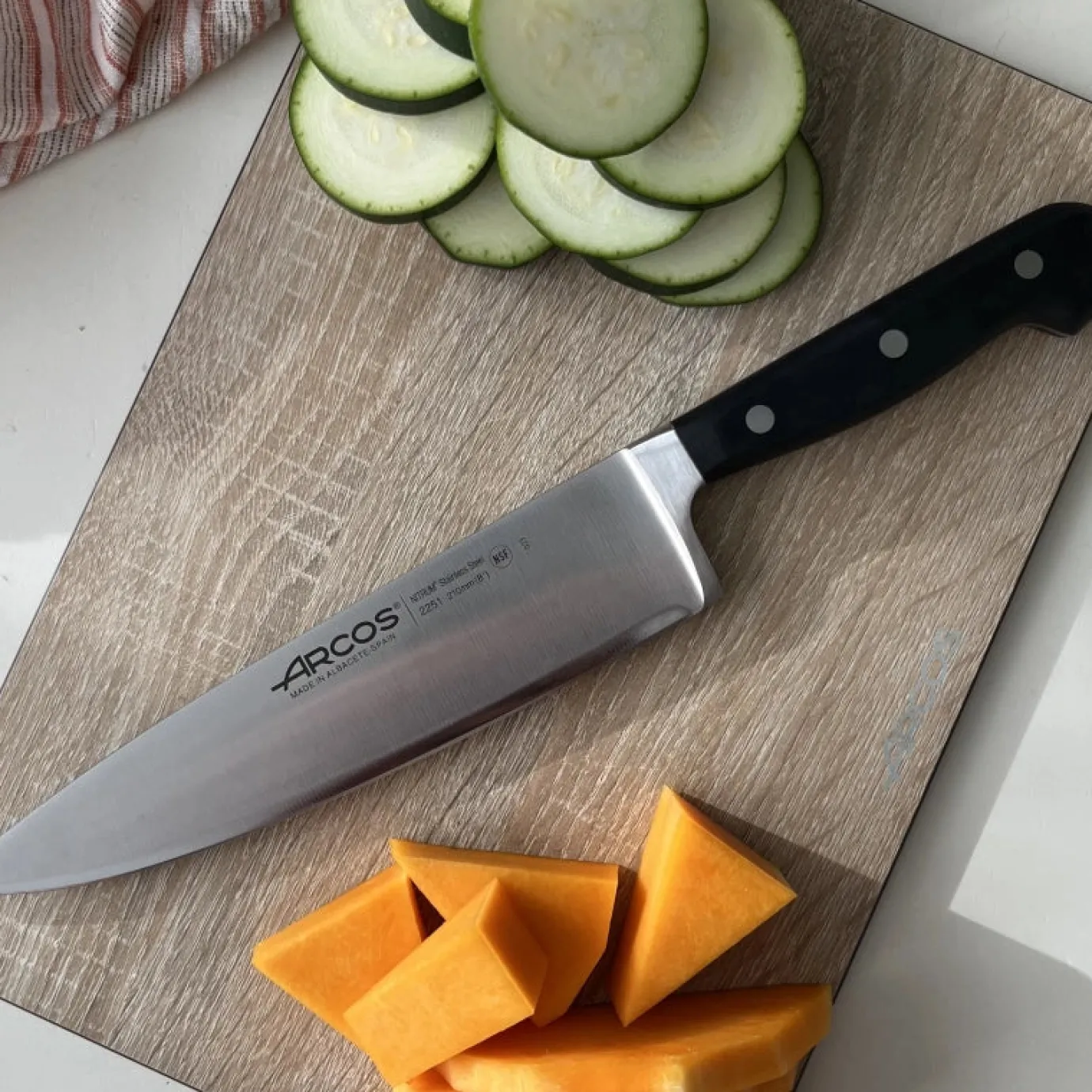 ARCOS Cocineros|Cuchillo Cocinero Serie Ópera 210 mm