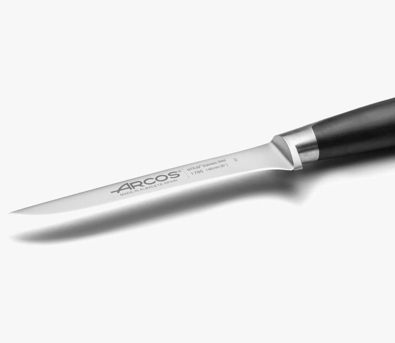 ARCOS Cuchillos Para Carne|Deshuesadores|Cuchillo Deshuesador Serie Kyoto 145 mm