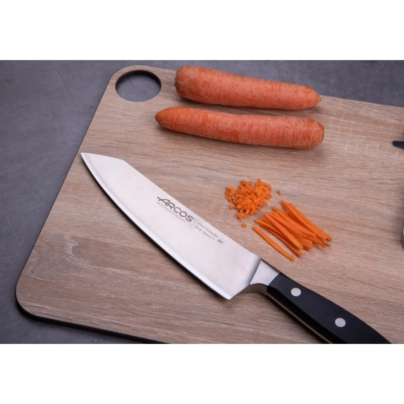 ARCOS Cuchillos Para Pescado|Japoneses|Cuchillo Rocking Santoku Serie Manhattan 190 mm