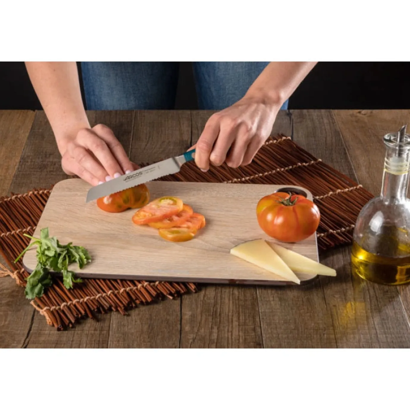 ARCOS Tomateros|Cuchillo Tomatero Serie Brooklyn 130 mm