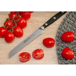 ARCOS Tomateros|Cuchillo Tomatero Serie Manhattan 130 mm