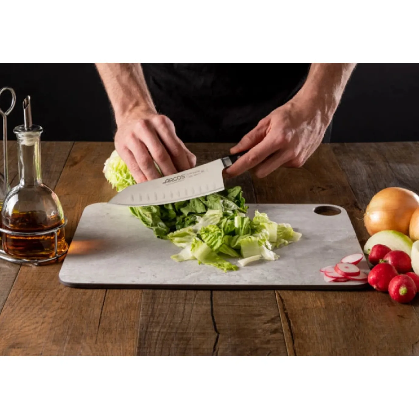 ARCOS Japoneses|Rocking Santoku Serie Ópera 180 mm